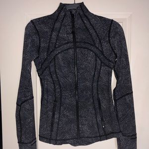 Lululemon Define Jacket - Size 6
